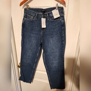 NWT Calvin Klein High Rise Jeans. Size 8.